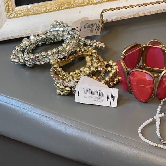 Bundle of Stretchy Bracelets - Picture 2 of 7